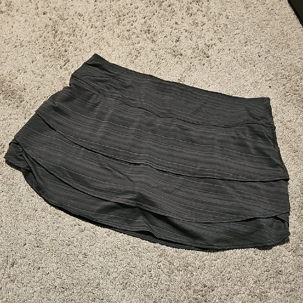 Athleta Swagger Skirt Skort Striped Mesh Tiered Size XL